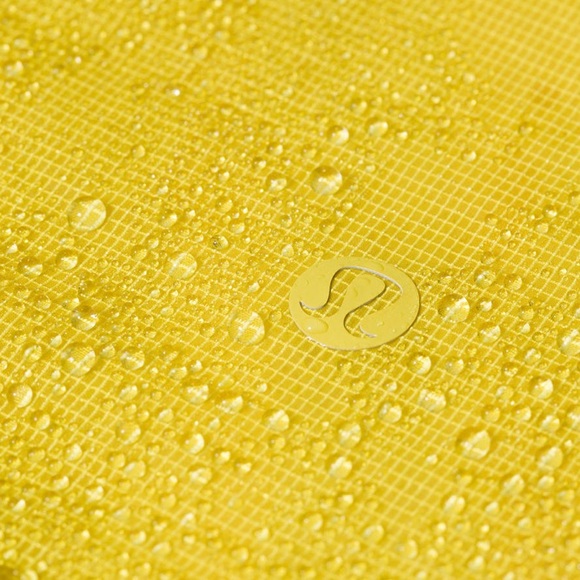 Lululemon Clear Intention Jacket Size 6 - Picture 6 of 11